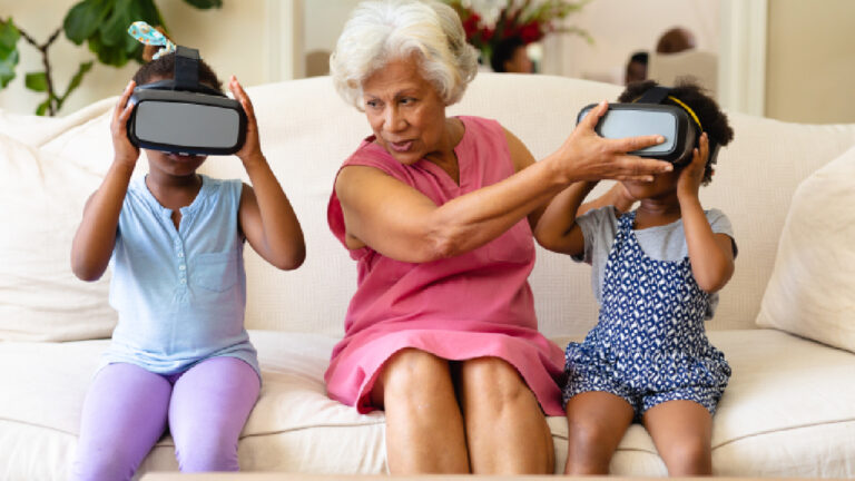 Le secret des vacances : voici quelle console choisir chez mamie pour occuper les enfants tout l’été