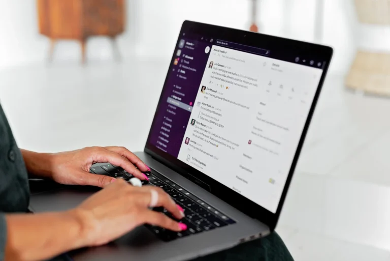 Partage d’information en entreprise : canaux, risques et bonnes pratiques