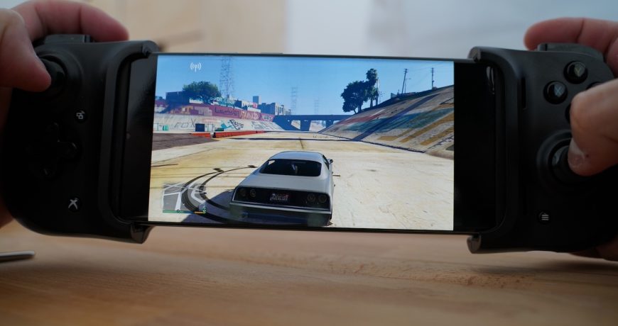 razer-kishi-portable-s20-x-cloud-xbox-gta-V-5